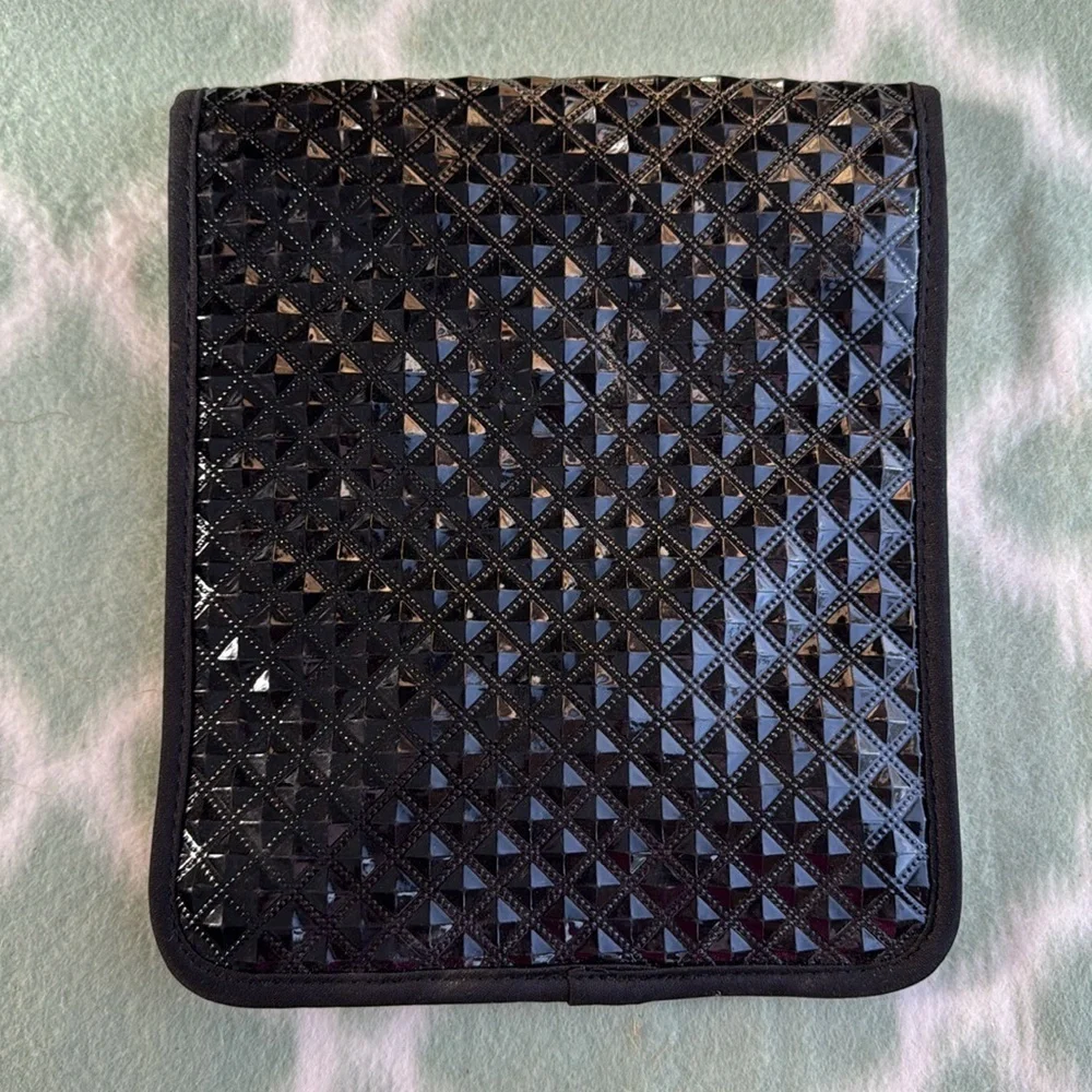 Studio C tablet sleeve by Carolina Pad - black